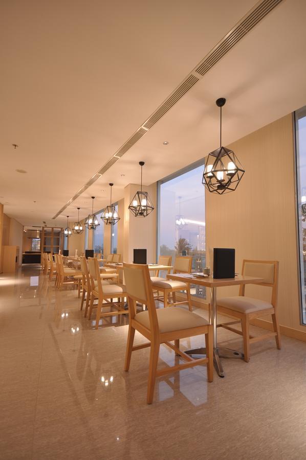 Gtv Hotel Чикаранг Экстерьер фото